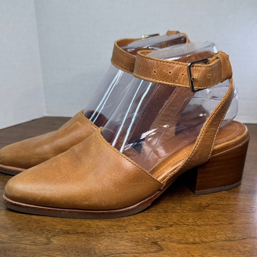 Patina Camel Colored Leather Ankle Wrap Strap Heeled Sandals, Womens sz 7.5